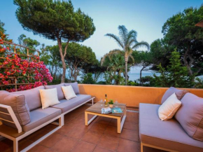 Venalmar first line townhouse, garden, sea views